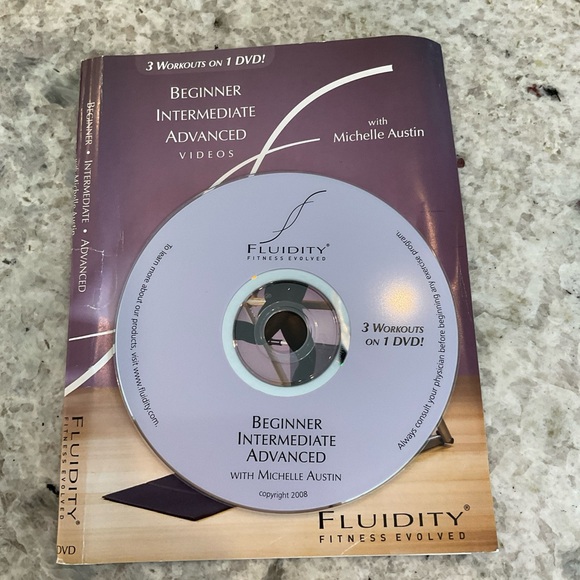 Fluidity Barre workout dvd, Beginner, intermediate, & advanced - Picture 3 of 3
